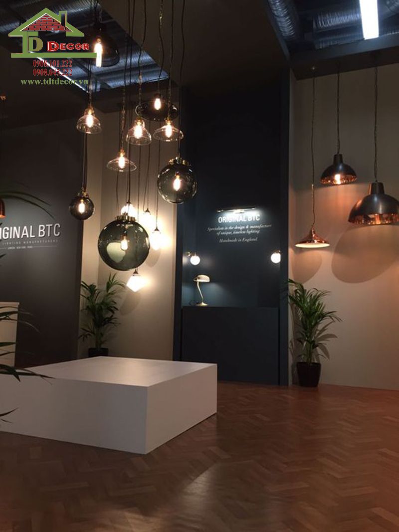 thiết kế cửa hàng đèn trang trí