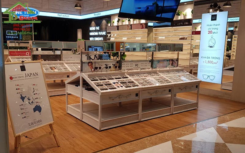 Tủ trưng bày mắt kính