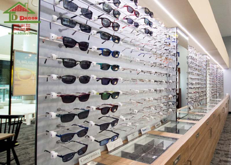 Tủ trưng bày mắt kính